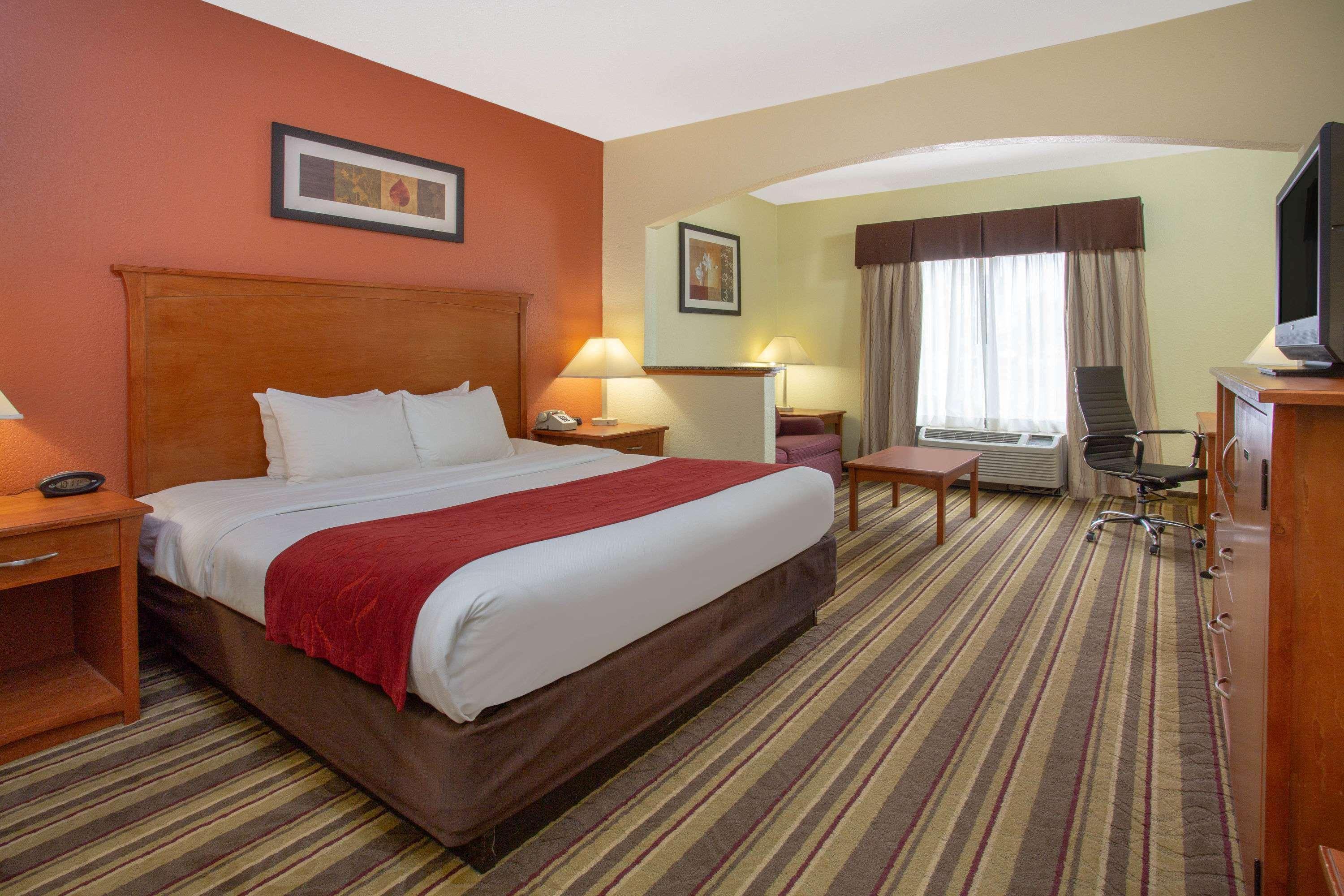 Baymont By Wyndham Marion Hotel Bagian luar foto