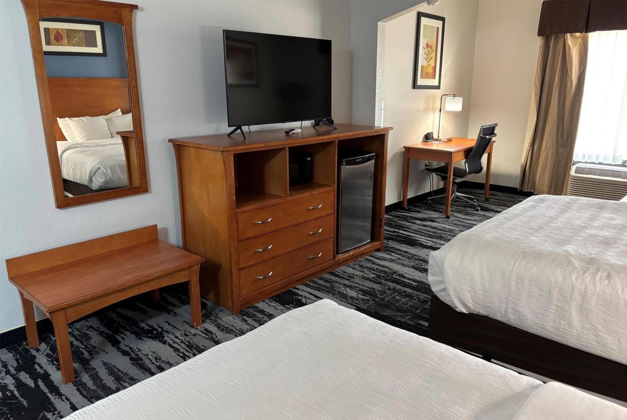 Baymont By Wyndham Marion Hotel Bagian luar foto