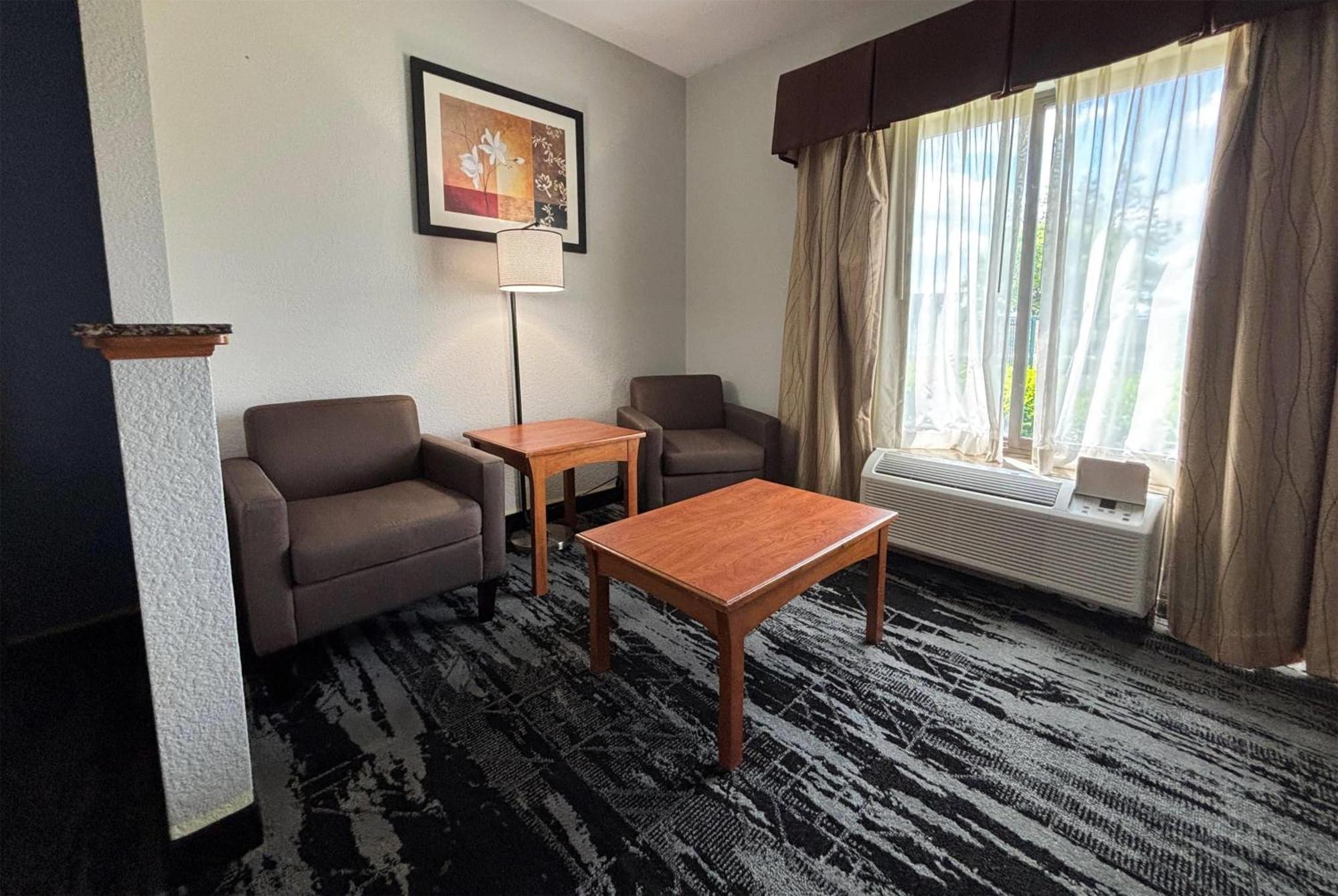 Baymont By Wyndham Marion Hotel Bagian luar foto