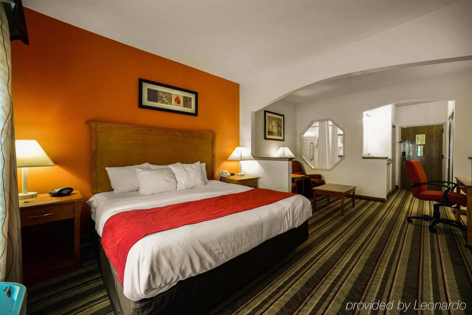 Baymont By Wyndham Marion Hotel Bagian luar foto