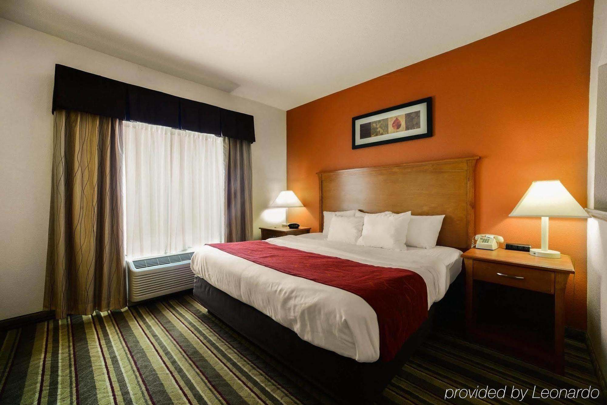 Baymont By Wyndham Marion Hotel Bagian luar foto